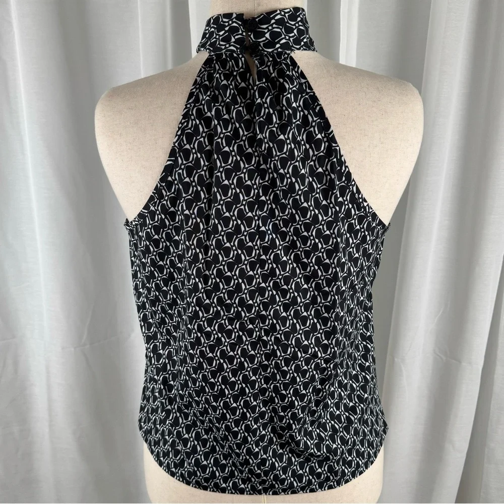 Criss Cross Tank - Picture 2 of 5